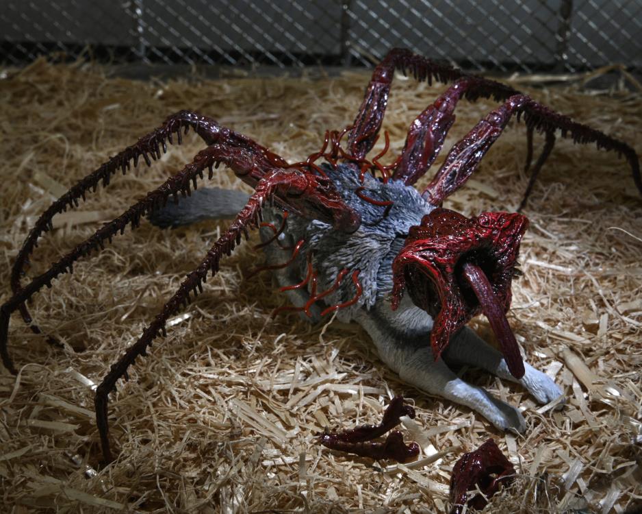 The Thing Ultimate Dog Creature Set image 8