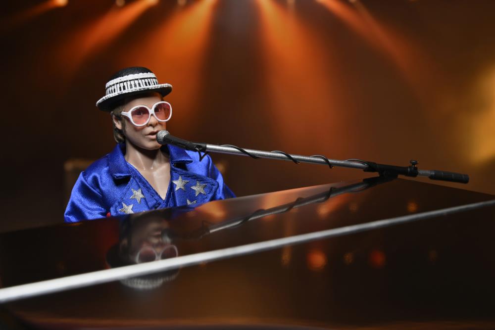 Elton John (Live 1976) Clothed image 9