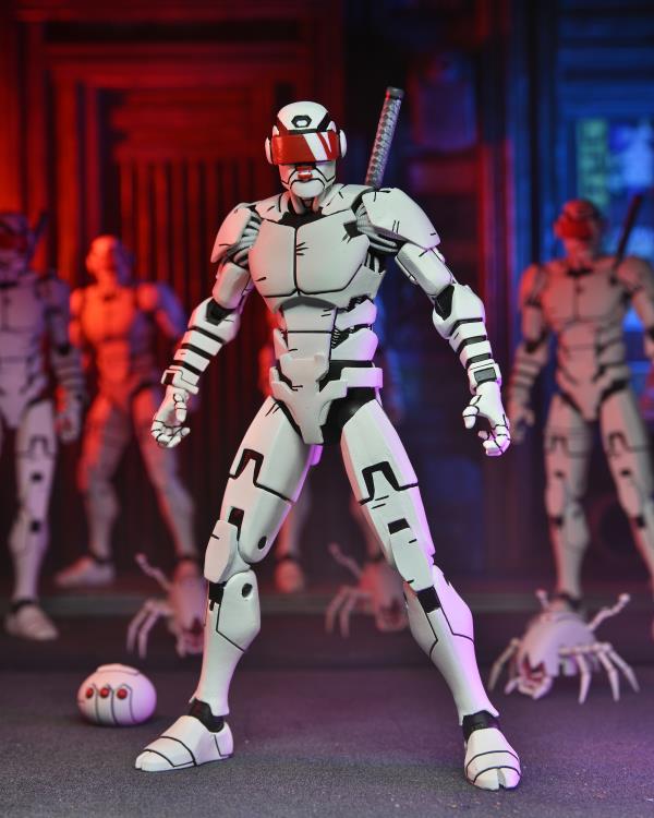 Teenage Mutant Ninja Turtles: The Last Ronin Ultimate Elite Synja Patrol Bot image 3