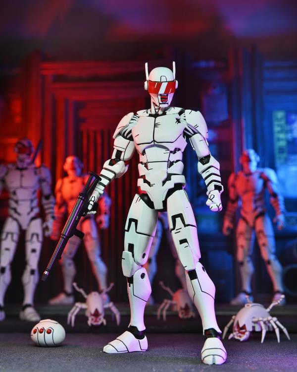 Teenage Mutant Ninja Turtles: The Last Ronin Ultimate Elite Synja Patrol Bot image 6