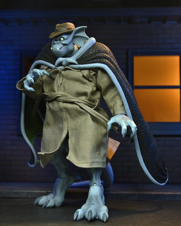 Disney's Gargoyles Ultimate Detective Broadway "Silver Falcon" (With Closed Wings) image 5