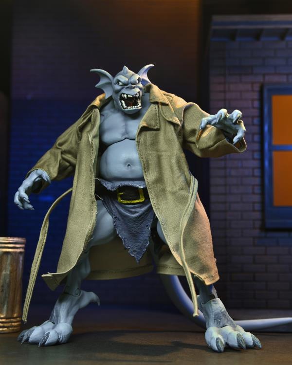 Disney's Gargoyles Ultimate Detective Broadway "Silver Falcon" (With Closed Wings) image 9