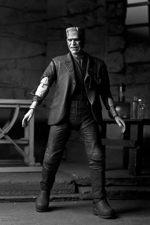 Universal Monsters Ultimate Bride of Frankenstein Frankenstein's Monster (Black & White Ver.) image 5