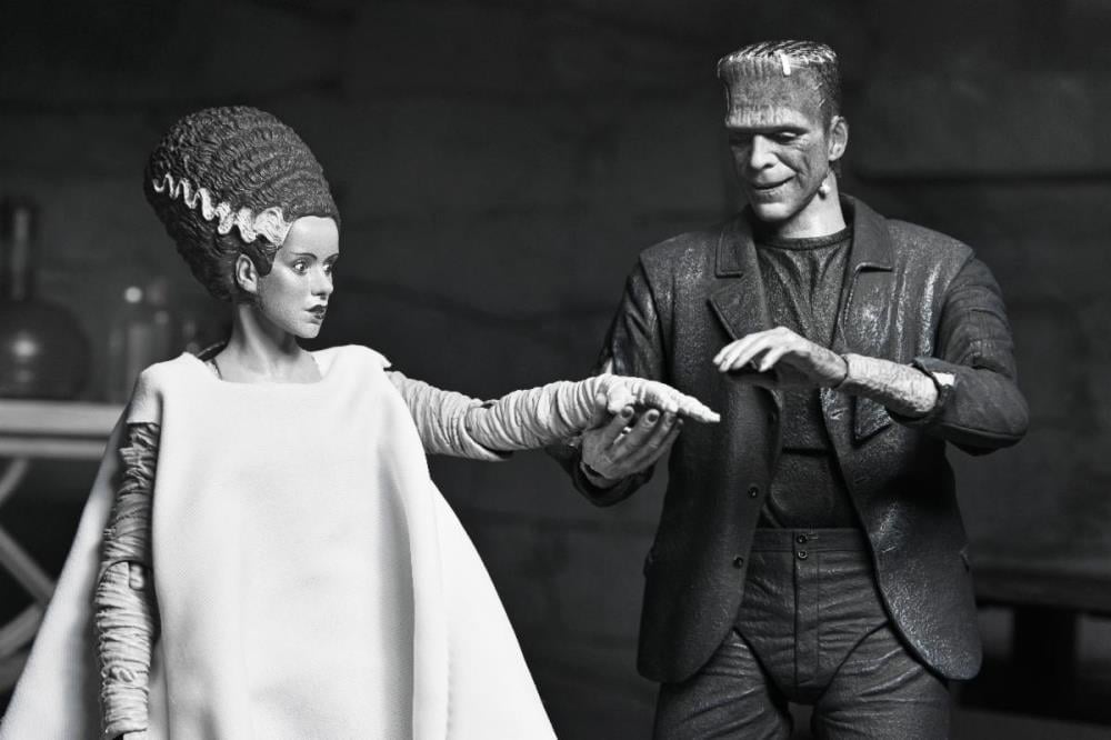 Universal Monsters Ultimate Bride of Frankenstein Frankenstein's Monster (Black & White Ver.) image 8