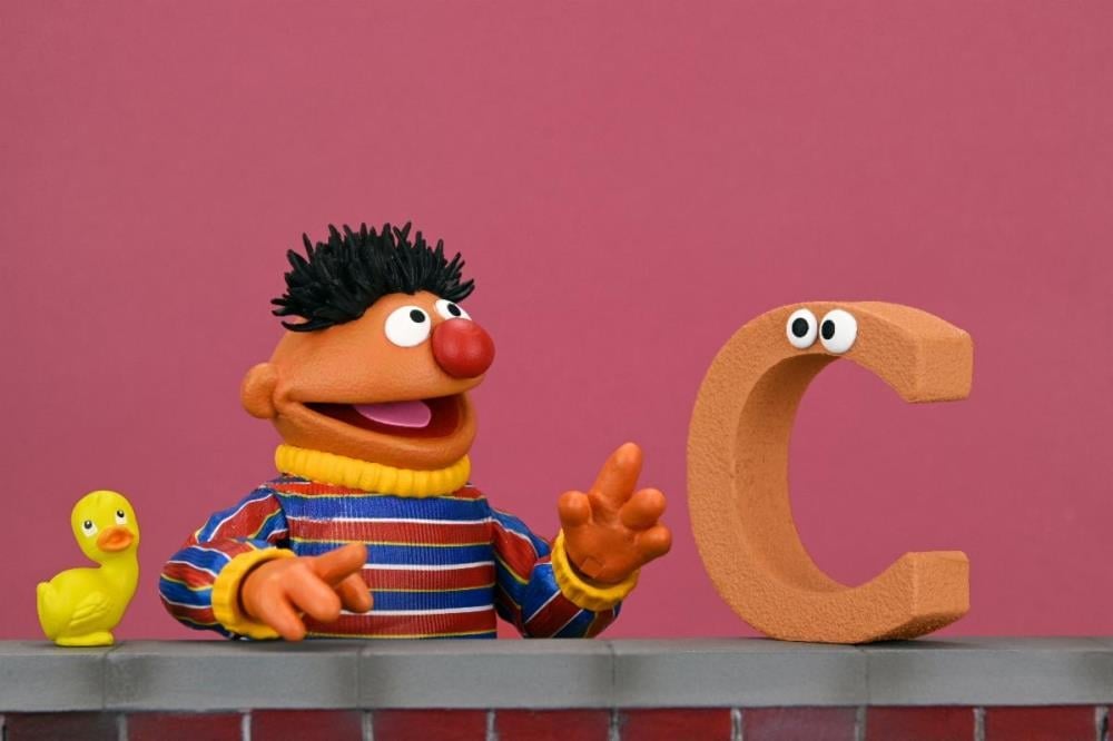 Sesame Street Ultimate Ernie image 7