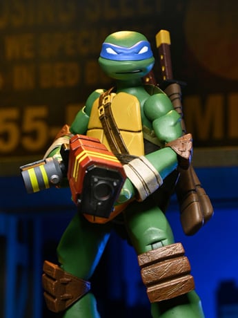 Teenage Mutant Ninja Turtles (2012) Ultimate Leonardo image 2
