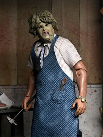 The Texas Chainsaw Massacre Leatherface with Old Lady Mask Clothed image 2