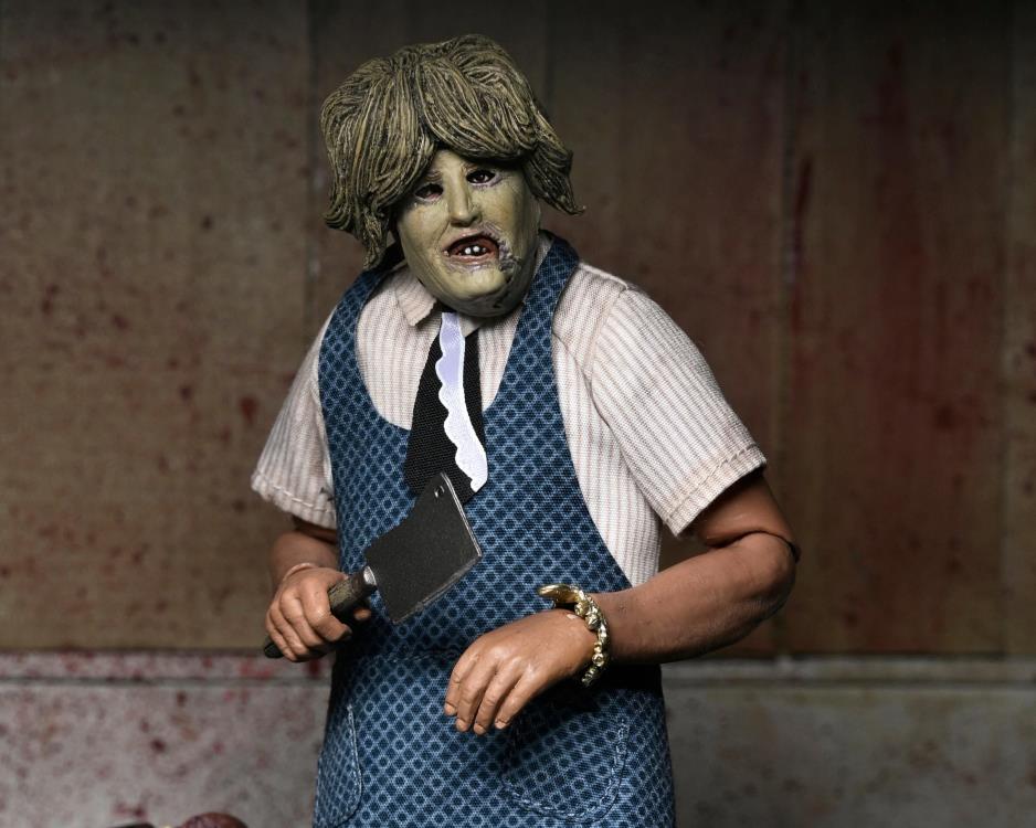 The Texas Chainsaw Massacre Leatherface with Old Lady Mask Clothed image 9