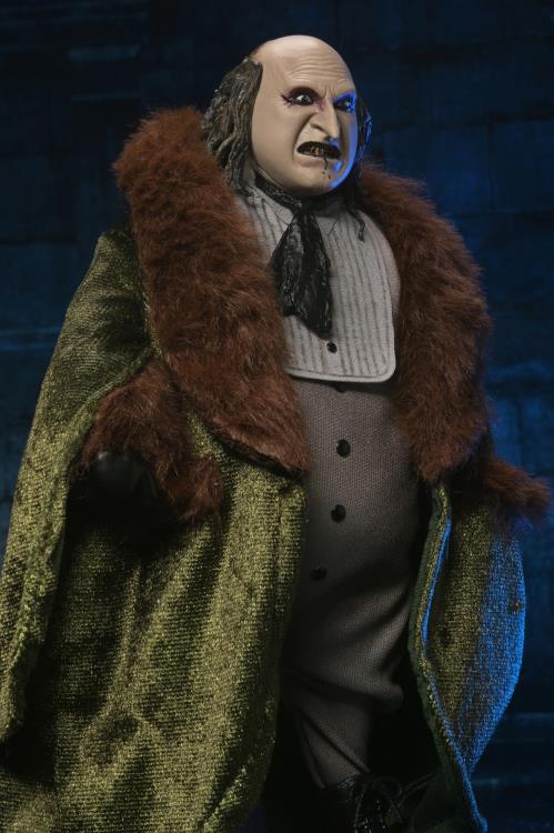 Batman Returns The Penguin Clothed image 6