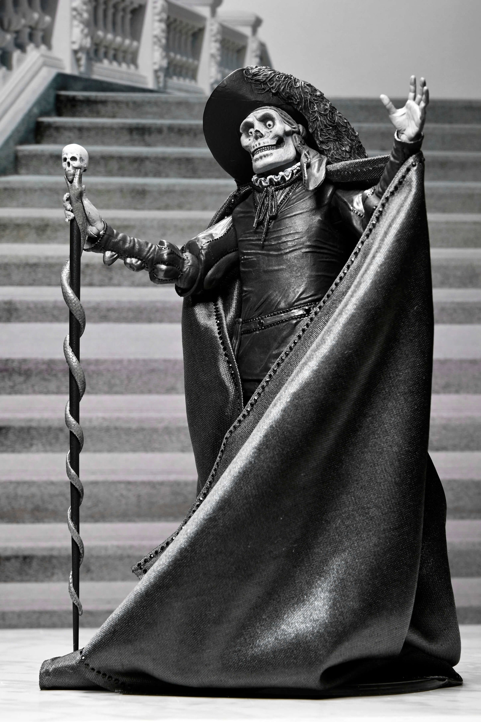 The Phantom of the Opera Ultimate "Masque of the Red Death" (Black & White) image 4