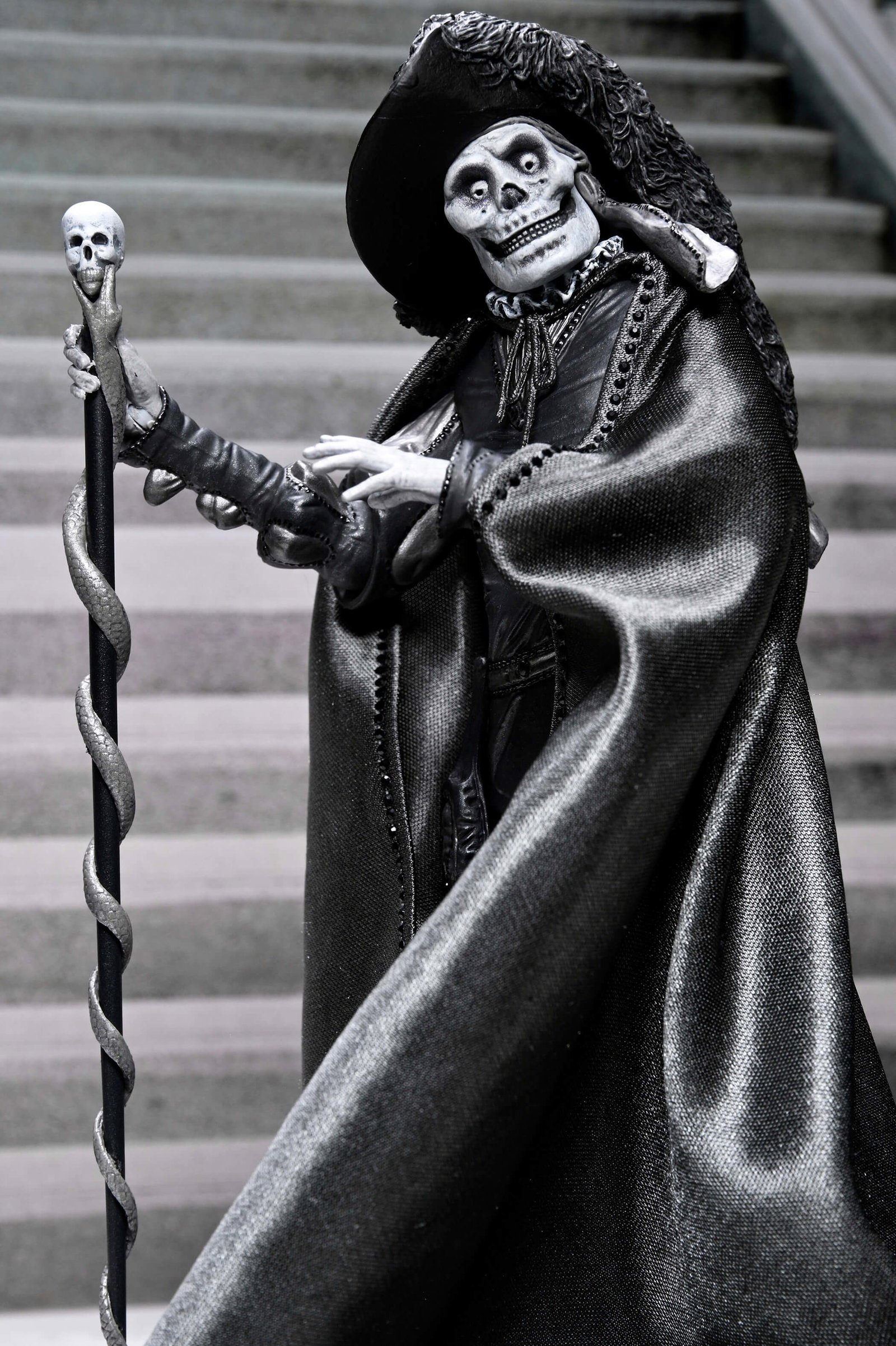 The Phantom of the Opera Ultimate "Masque of the Red Death" (Black & White) image 7