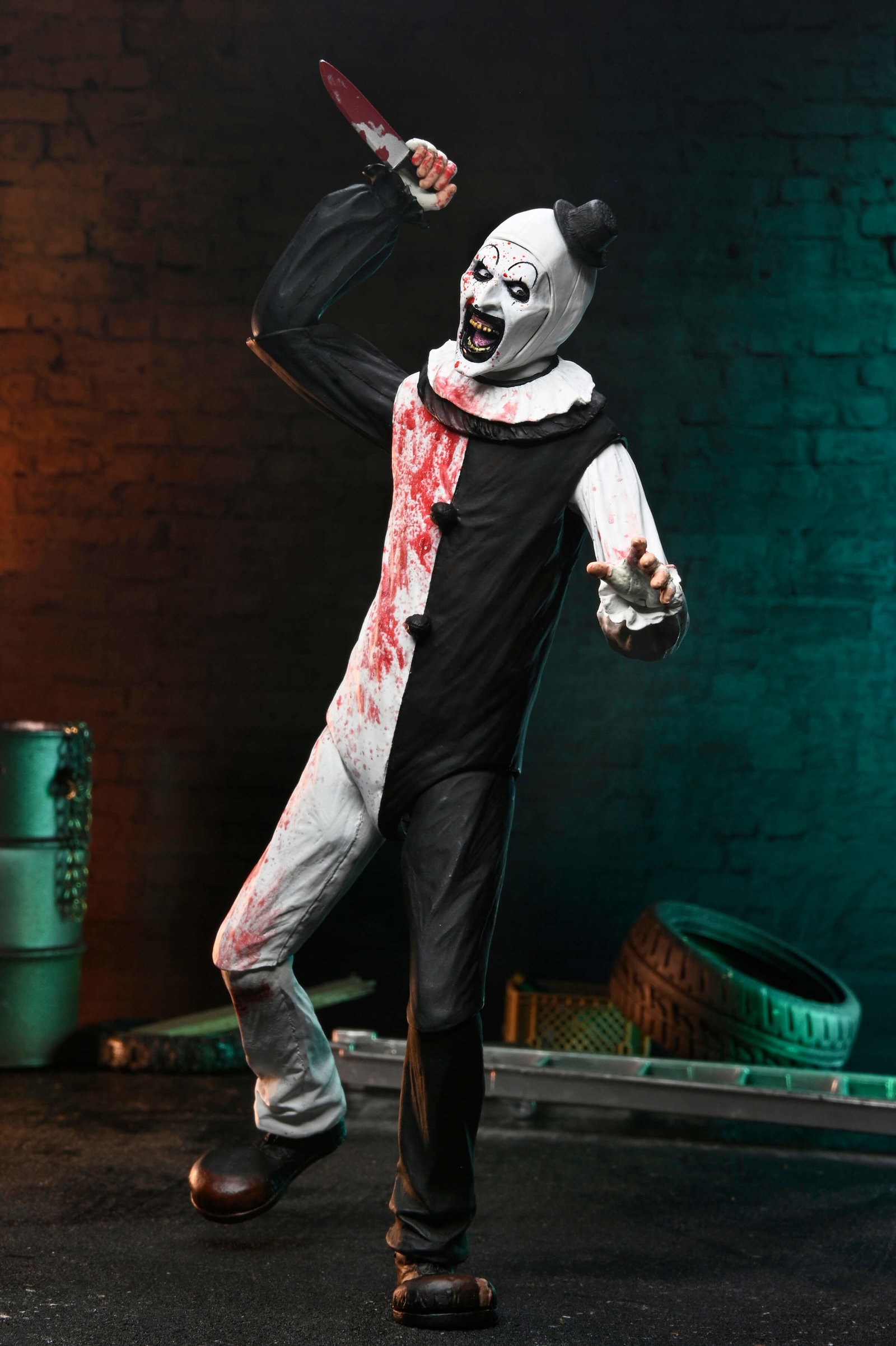 Terrifier 2 Ultimate Art the Clown (Blood Splattered) image 3