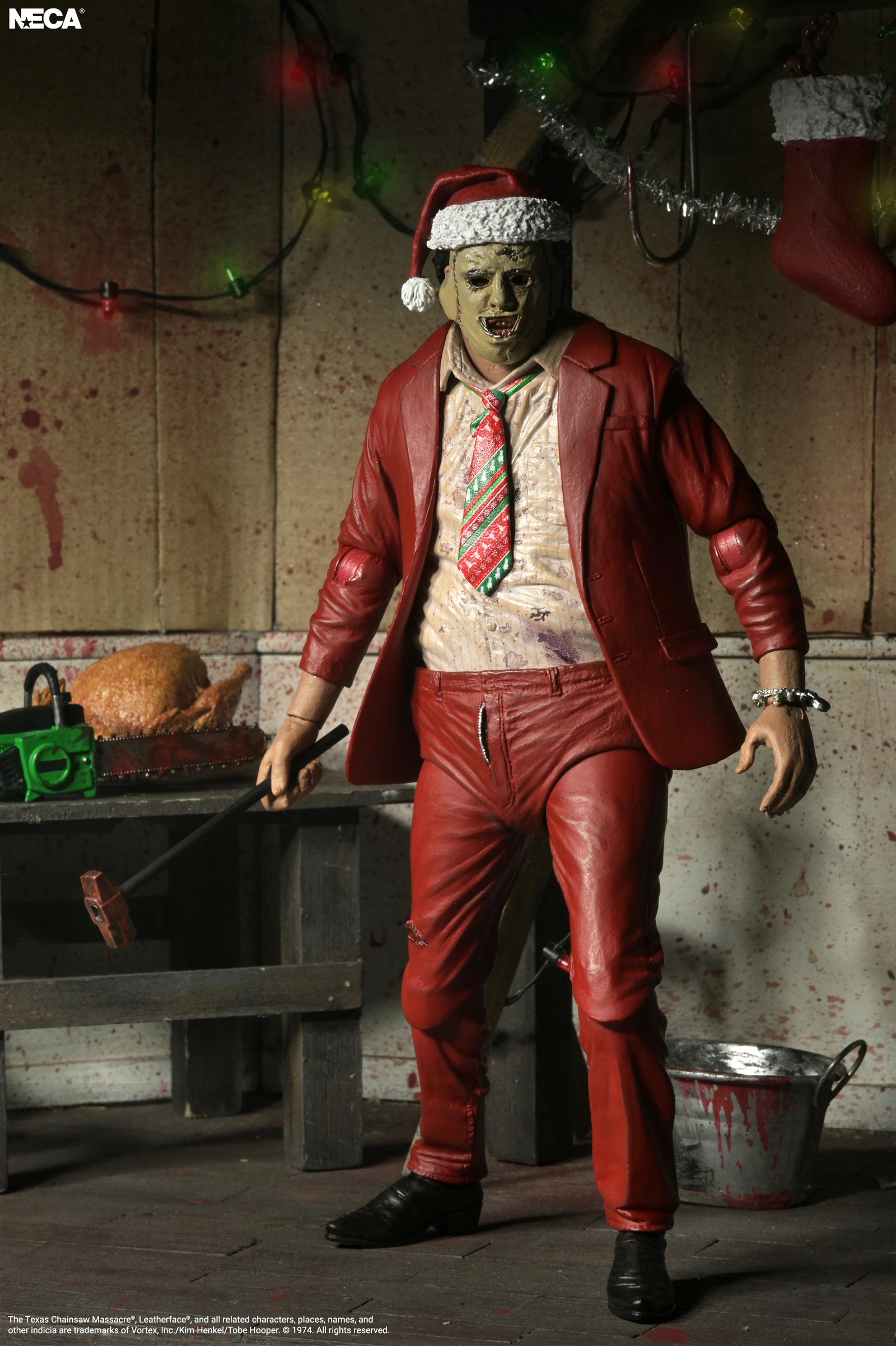 The Texas Chainsaw Massacre Ultimate Santa Leatherface image 5