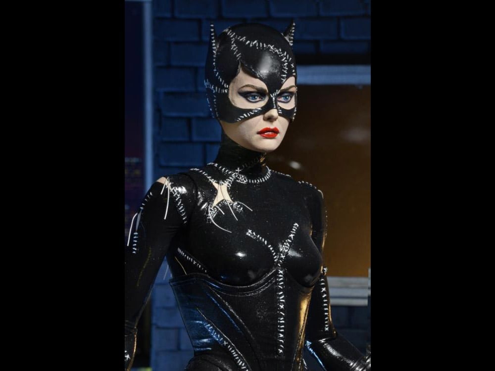 Batman Returns Catwoman image 3