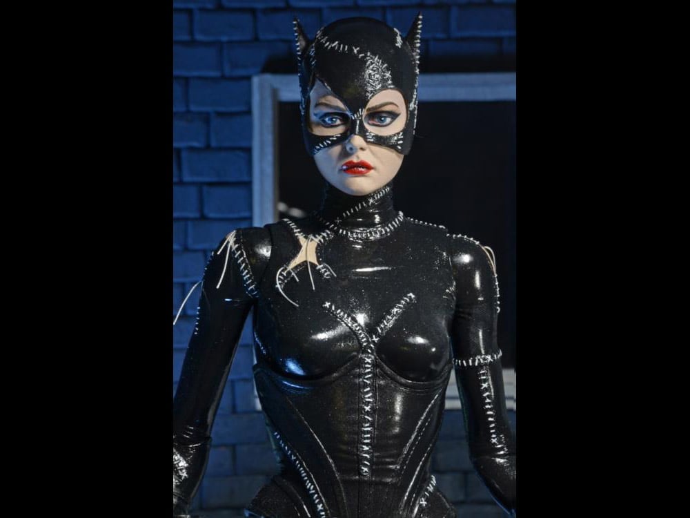 Batman Returns Catwoman image 4
