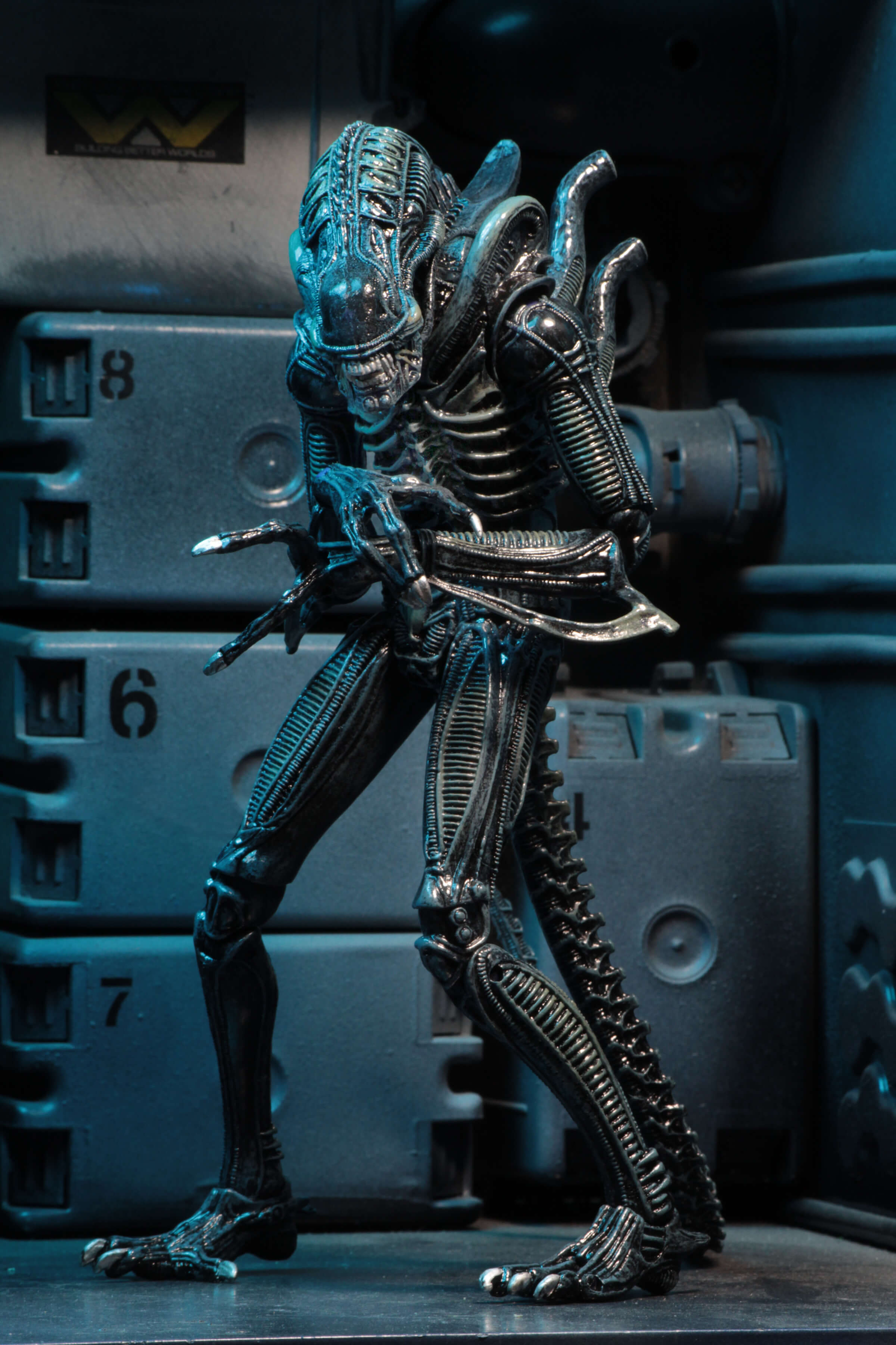 Aliens Ultimate Warrior (Blue) image 3