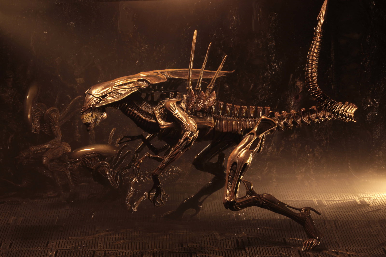 Alien: Resurrection Ultra Deluxe Alien Queen image 4