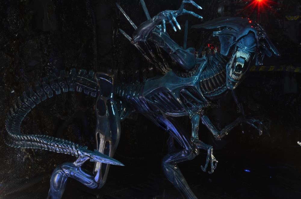 Aliens Xenomorph Queen Deluxe image 4