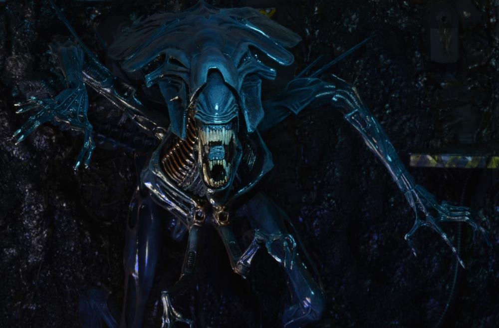 Aliens Xenomorph Queen Deluxe image 5