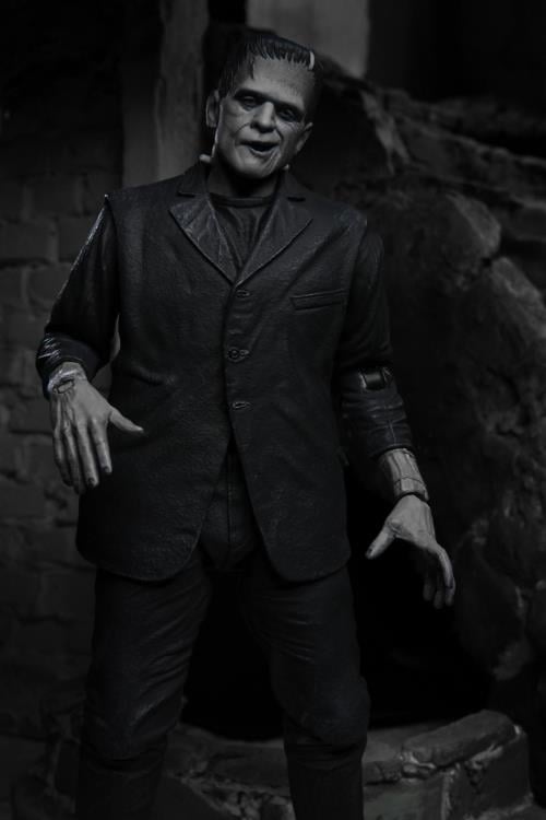 Universal Monsters Ultimate Frankenstein's Monster (Black & White) image 6