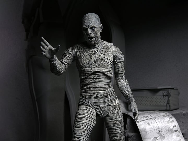 Universal Monsters Ultimate Mummy (Black & White) image 1