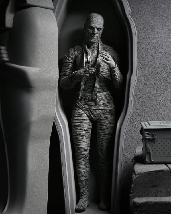 Universal Monsters Ultimate Mummy (Black & White) image 4