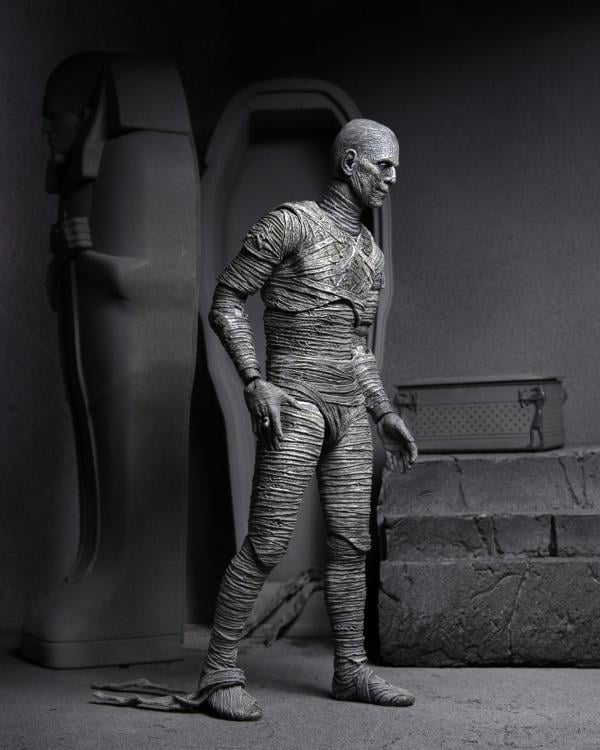 Universal Monsters Ultimate Mummy (Black & White) image 9