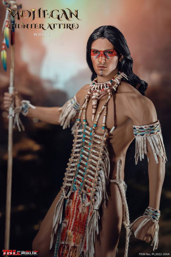 Mohegan (hunter attire)-White image 8