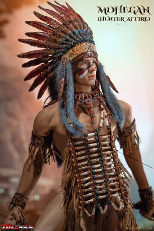 Mohegan (hunter attire)-Brown image 4