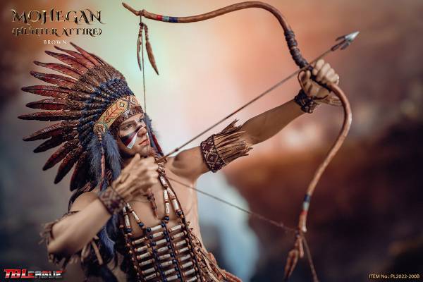 Mohegan (hunter attire)-Brown image 5