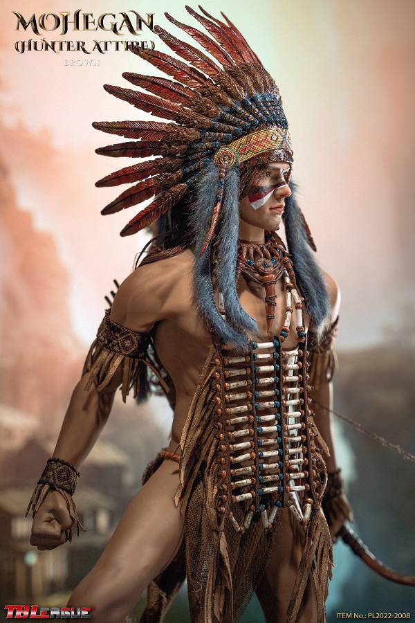 Mohegan (hunter attire)-Brown image 8
