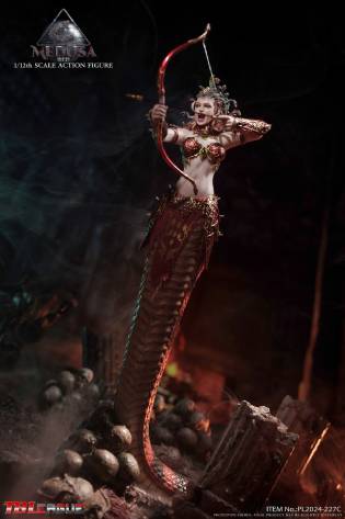 Medusa-Red image 3
