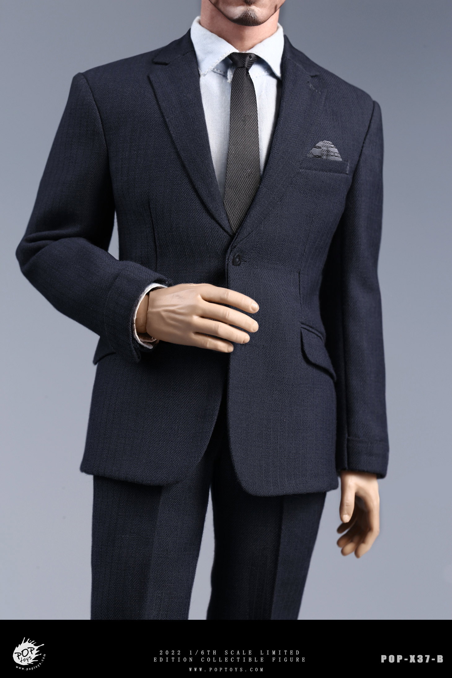 Men's Couture Suit Case image 3