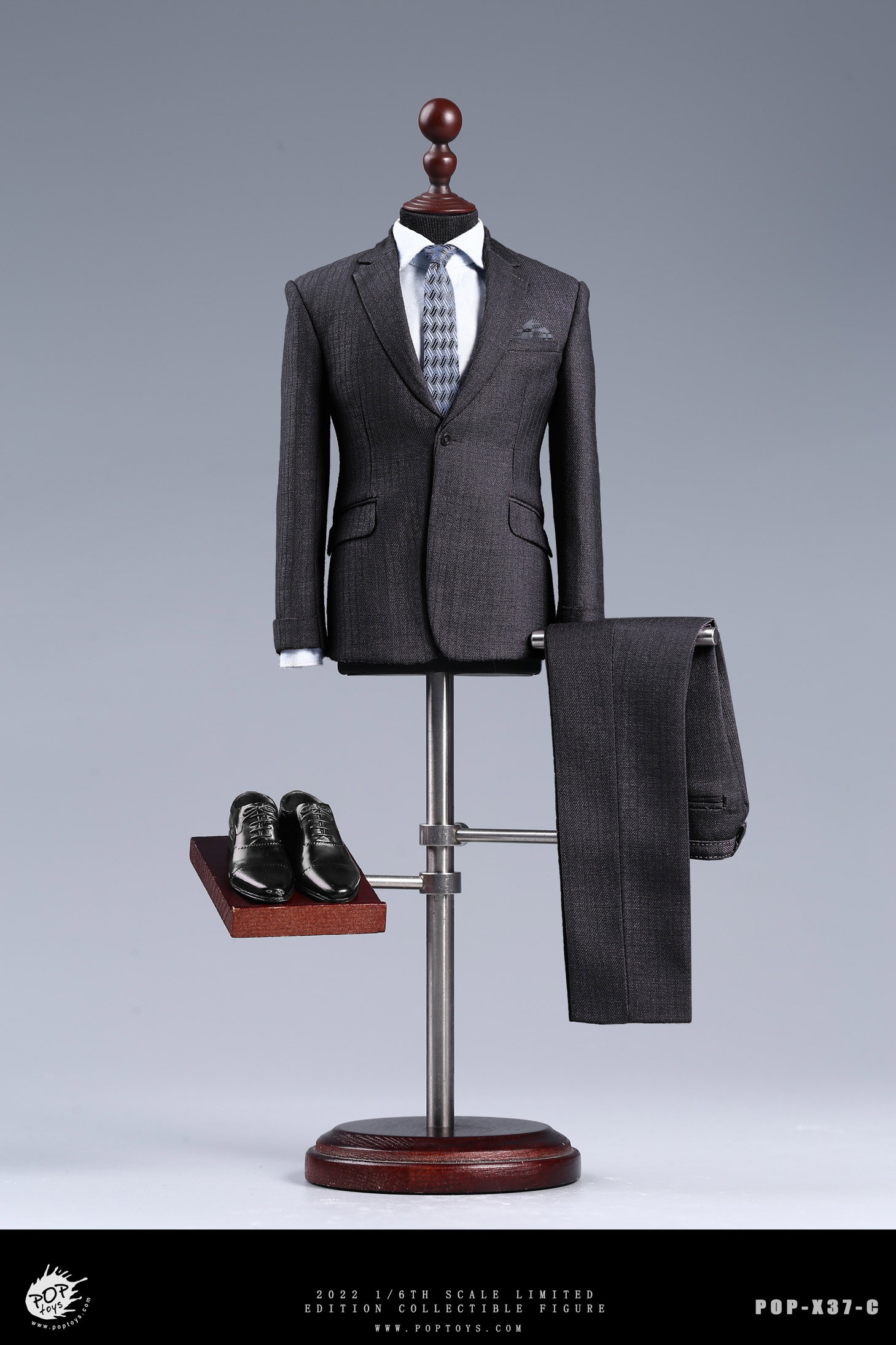 Men's Couture Suit Case image 6
