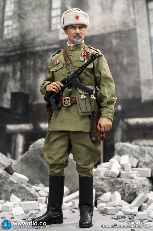 WWII Soviet Infantry Junior Lieutenant - Viktor Reznov image 5