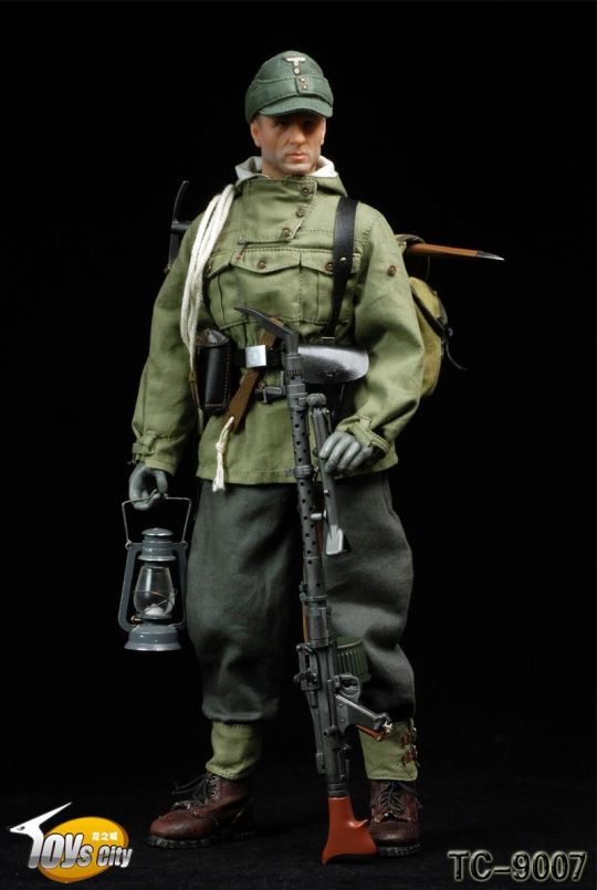 German Mountain Soldiers Machine Gunners image 3