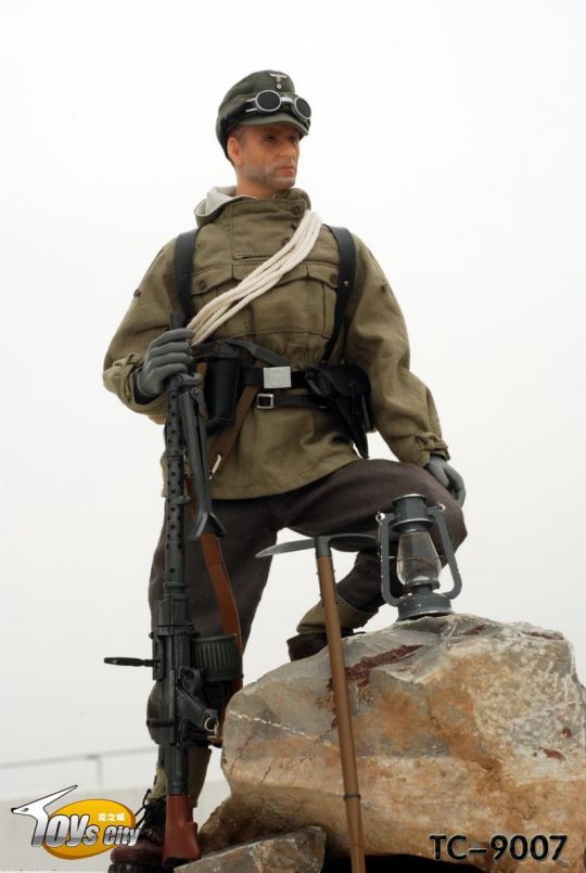German Mountain Soldiers Machine Gunners image 4