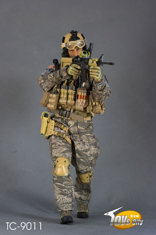 USAF CCT Combat Control Team in HALO Action image 2