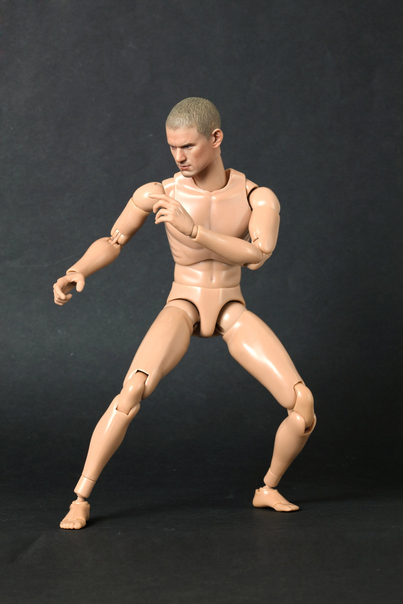 New Generation - Caucasian Male (Narrow Shoulders Third Version) image 3