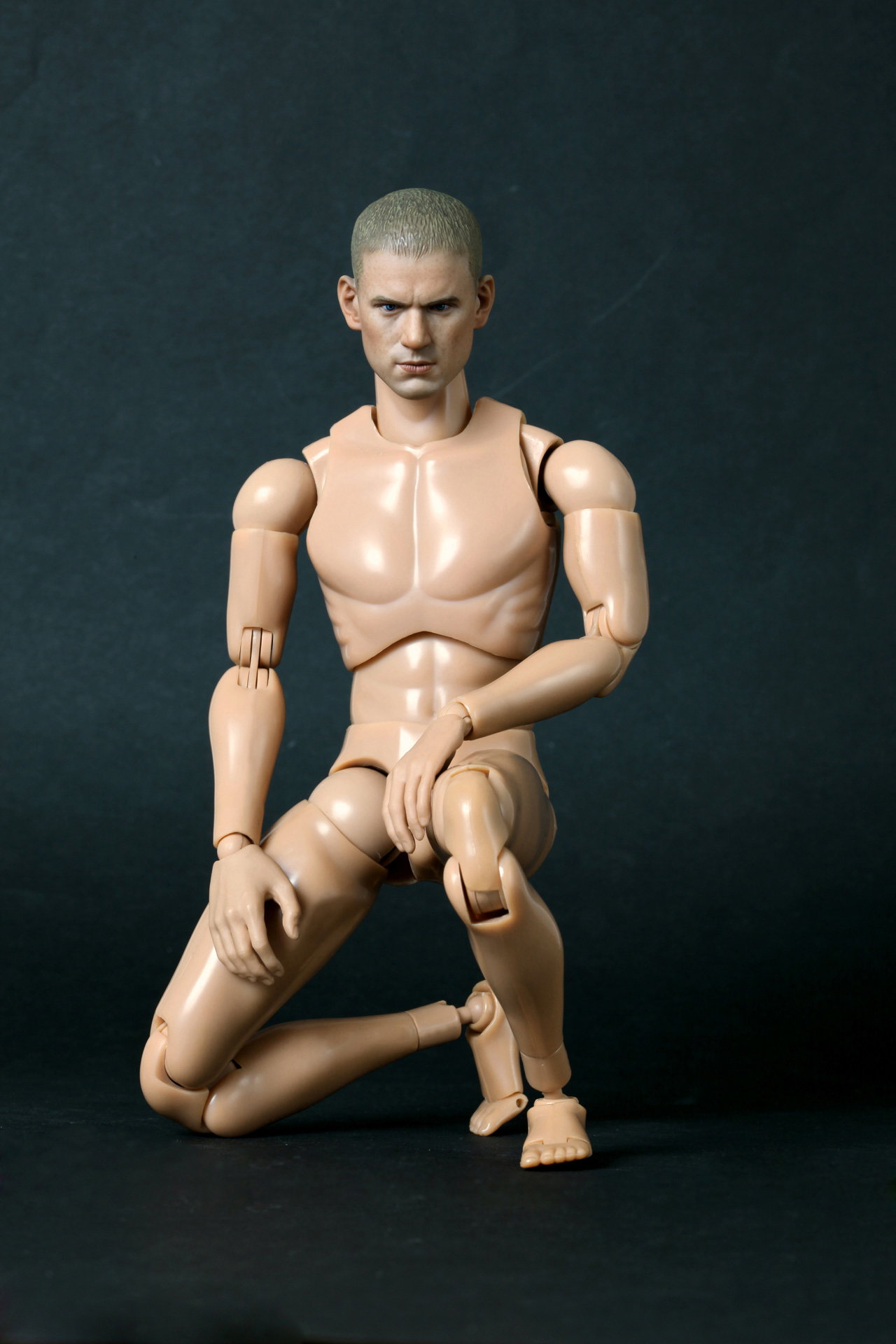 New Generation - Caucasian Male (Narrow Shoulders Third Version) image 6