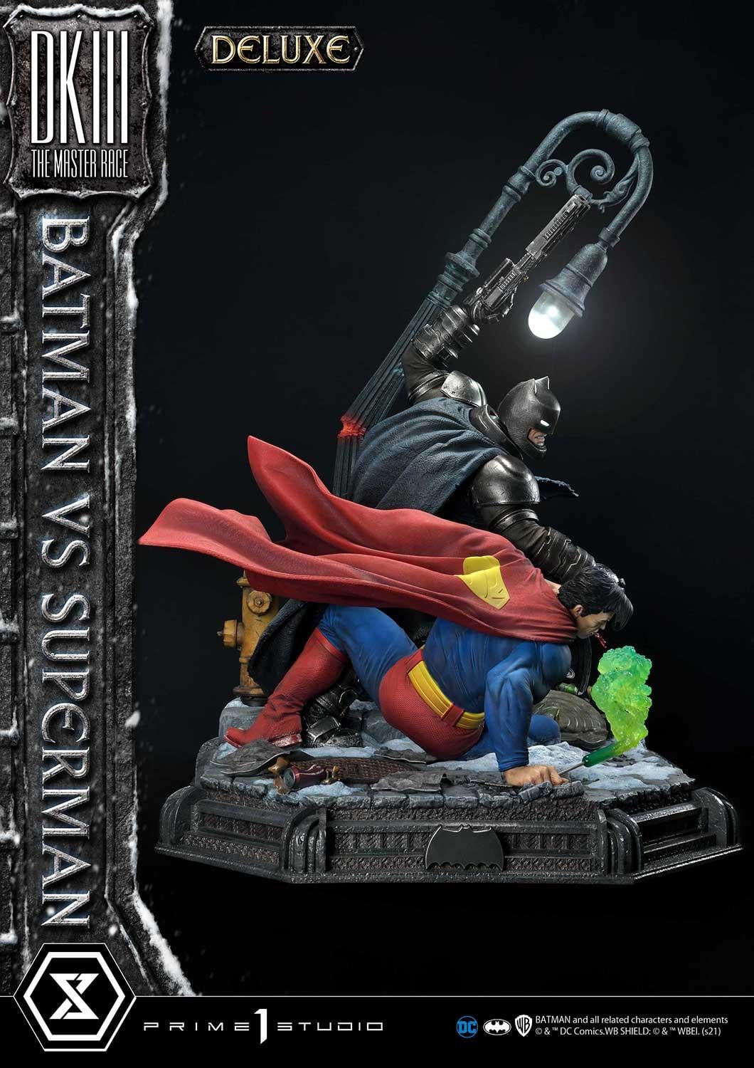 Batman:The Dark Knight Returns (Comics) Batman versus Superman DX image 9