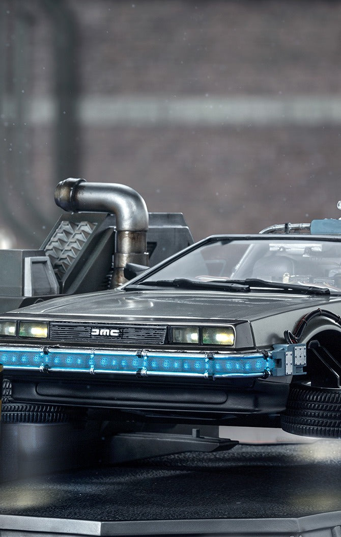 Delorean Back to the Future II image 2