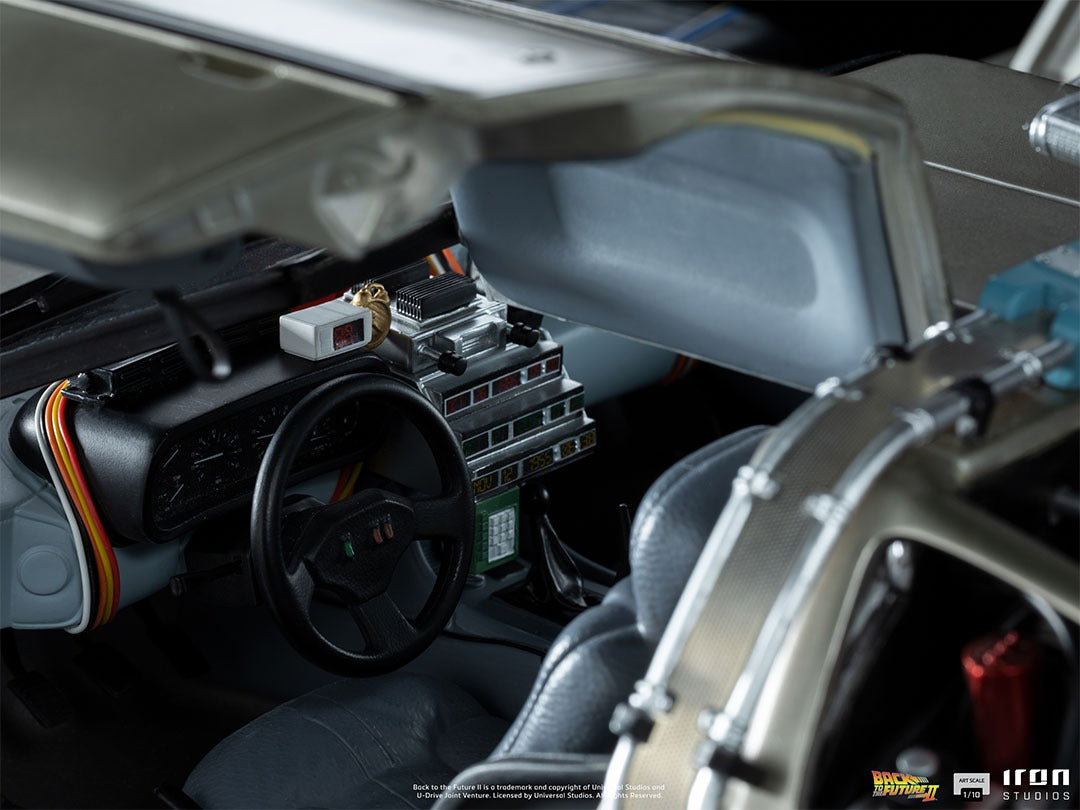 Delorean Back to the Future II image 6