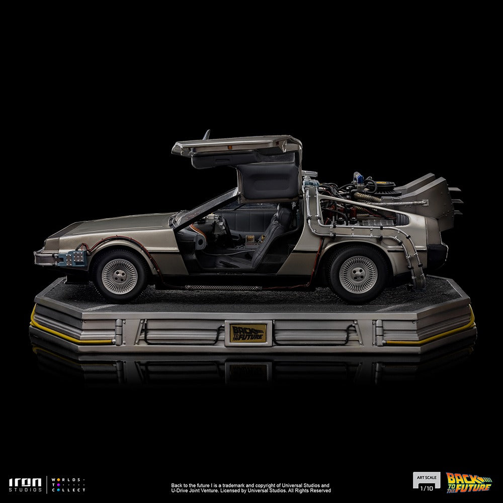 Delorean Back to the Future image 4
