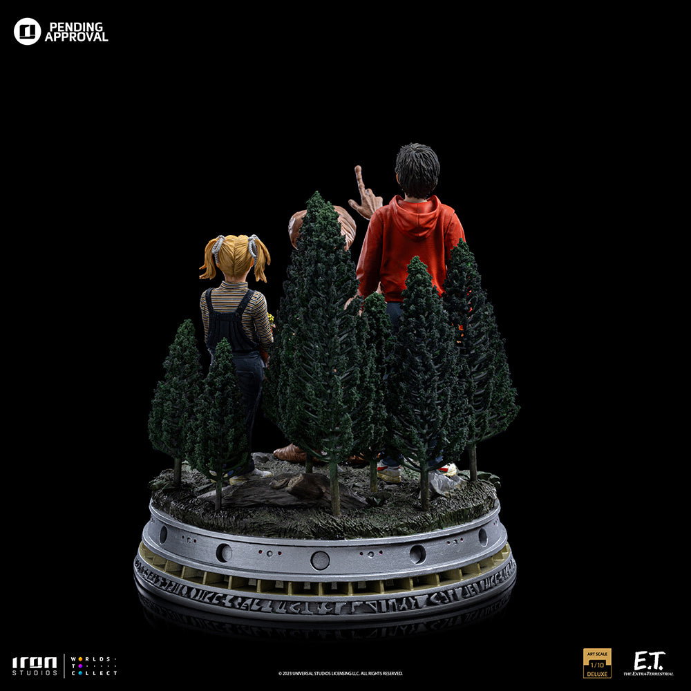 E.T. Elliot and Gertie Deluxe - E.T. The Extra-Terrestrial image 5