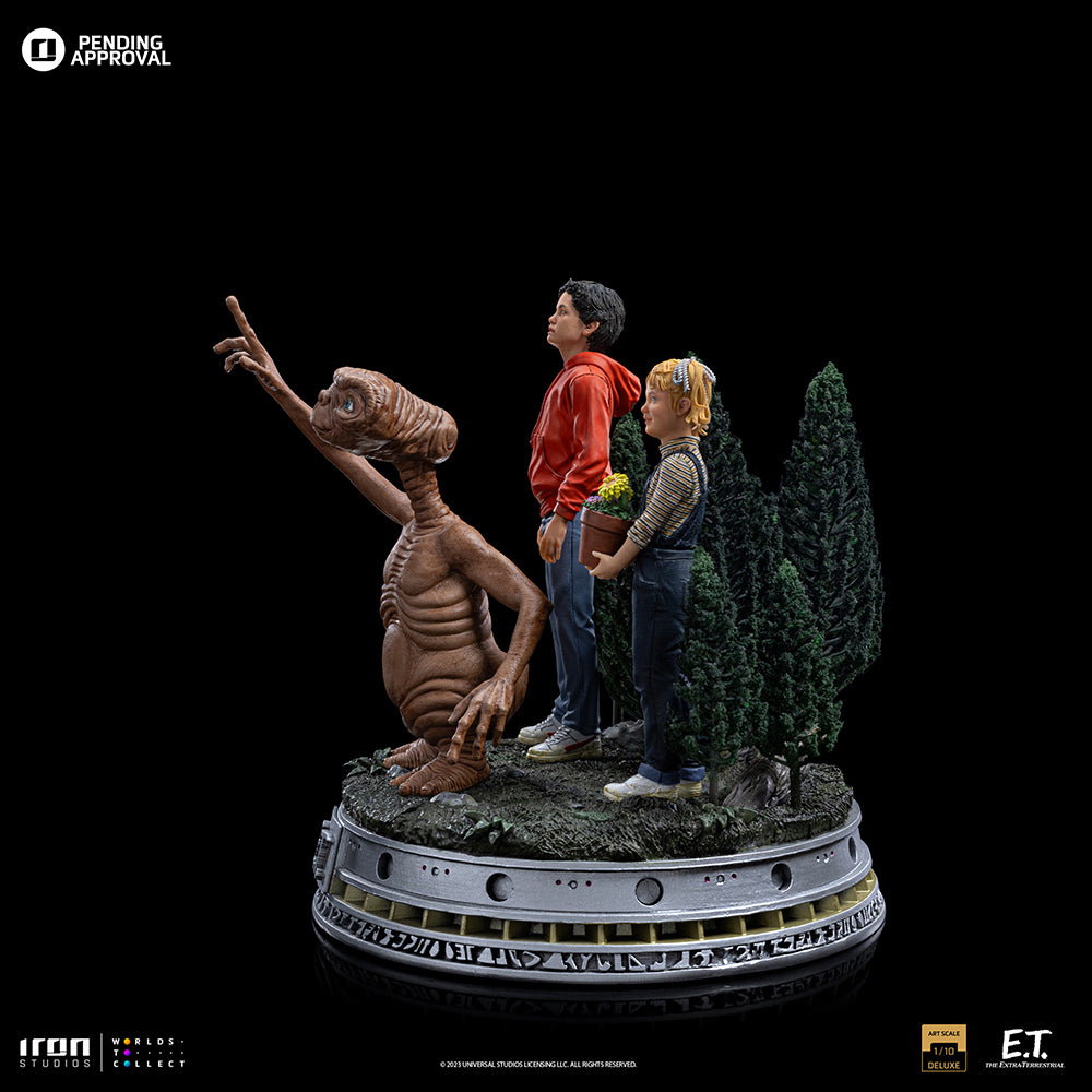 E.T. Elliot and Gertie Deluxe - E.T. The Extra-Terrestrial image 6