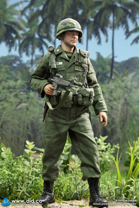 Vietnam War - U.S. Army Lt. Col. Moore image 4