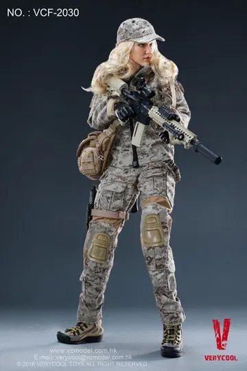 Digital Camouflage Women Soldier - Max