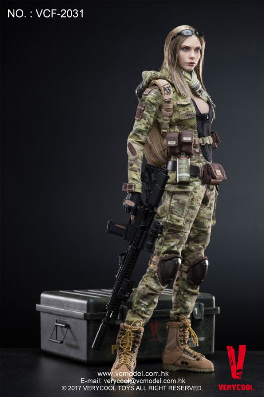MC Camouflage Women Soldier - Villa image 3