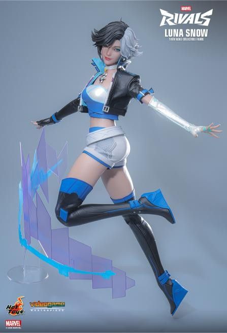 Luna Snow image 10
